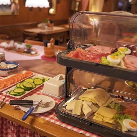 Zur Grossen Tanne Bühl