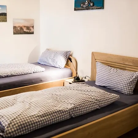 Zur Grossen Tanne Locanda