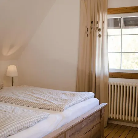 Zur Grossen Tanne Inn