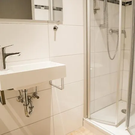 Zur Grossen Tanne Inn