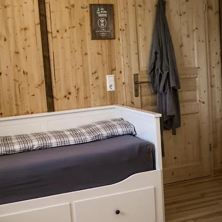 Inn Zur Grossen Tanne *